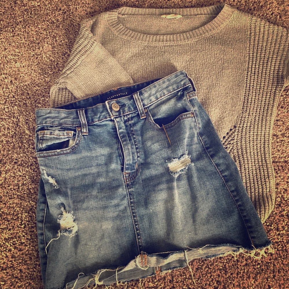 High waisted skirt
